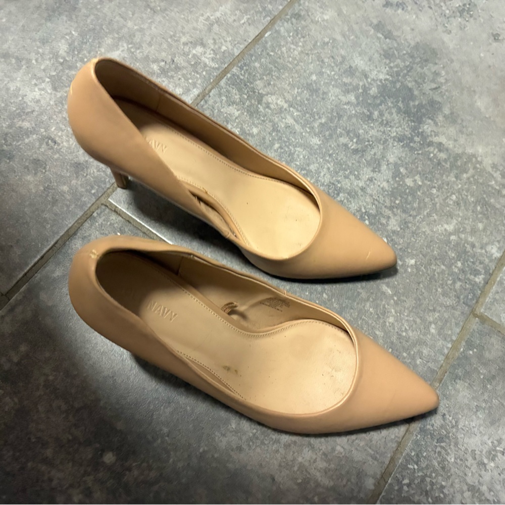 Old Navy Nude color Women's Heels